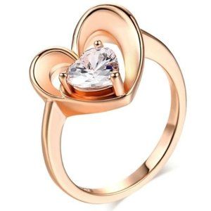 Rose Gold Heart Shaped Cubic Zirconia Fashion Ring
